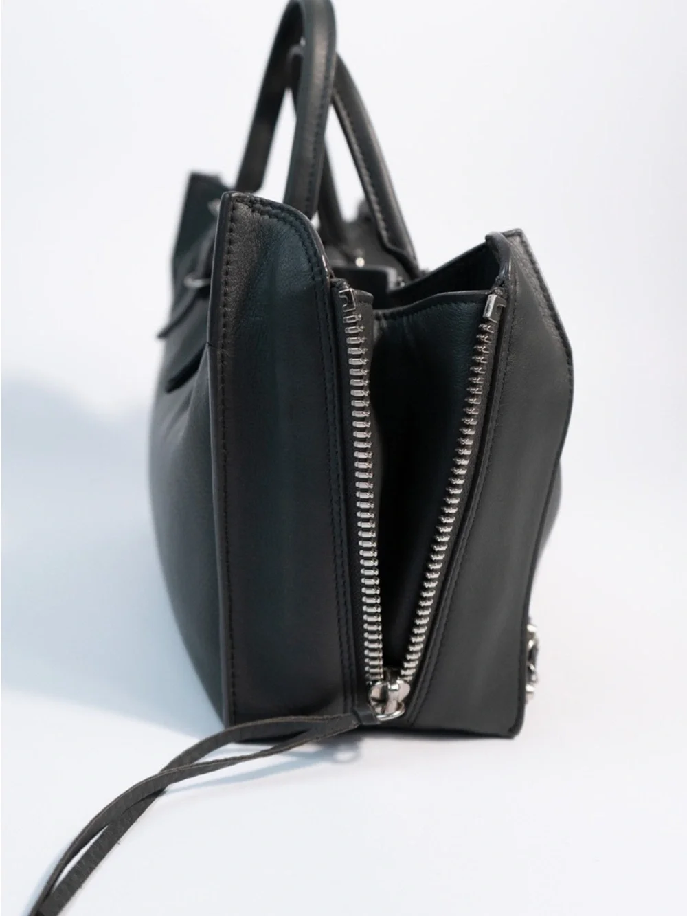 Balenciaga Grey Leather Tote with Zip-Trim Details - Picture 3 of 5